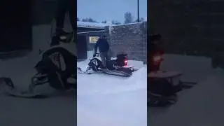 Уборка снега снегоходом👍