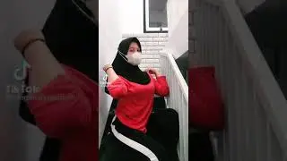 tiktok cewek jilbab gunung gede