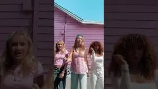 spam the comments with pink emojis!! 💝