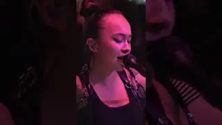 JOPLYN performing on the DJM-A9's microphone FX