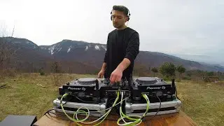 Misty Mix - A Small Techno Mix Over The Hills (Samet EL)