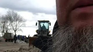 ЕРГАЛИ АГА ПЕТРОПАВЛОВСК СМОТРИМ ДАМБУ. ПРИЕХАЛИ СОЛДАТЫ БРИГАДА ОСОБОГО НАЗНАЧЕНИЯ АСТАНА