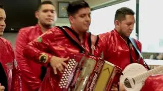 GRUPO RENUENTE - EL MENCHO (Versión Pepe's Office)