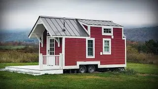 Small Home, Big Heart ❤️: Tiny House on Wheels Exclusive Tour