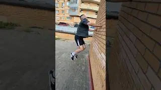 МОЩНЫЕ ПАРКУР ТРЮКИ И САЛЬТО 🤯 #powertorr #parkour #pkfr #freerunning