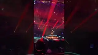 Eurovision 2021 stage crew has 5 seconds to remove The Black Mamba's guitar stand (Portugal) 