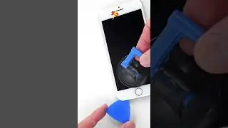 Замена аккумулятора на IPhone 8