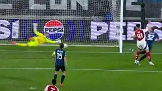 David Raya double save vs Atlanta one of the best save of the season