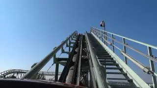 Gardaland - Magic Mountain (montagne russe) - prima fila (first row) - Full Hd