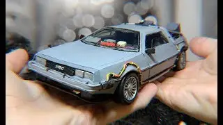 DeLorean do it yourself from PLASTILINA. Back to the Future.