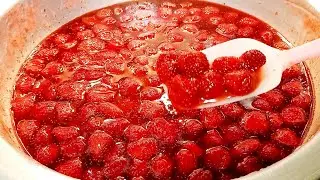 ROYAL strawberry jam 🍓 THICK syrup WHOLE berries all over the jar