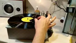 Электропроигрывающее устройство II ЭПУ-40 TURNTABLE REMR