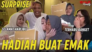 WAH EMAK GEMBIRA DI KASIH KADO TAS SAMA NATHALIE HOLSCHER