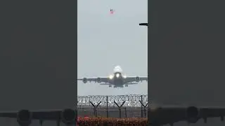 Airbus A380 Sideways Takeoff in Heavy Storm at London Heathrow!