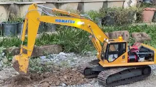 แม็คโครบังคับ KOMATSU PC360 1/12 ทดสอบขุดดินแบบแข็ง
