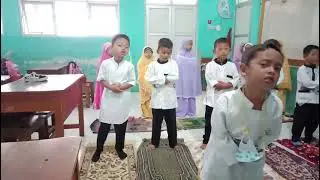 Belajar Sholat Dhuha Anak SD Lucu Banget 😂😂😂