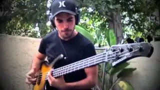 EXTREME SLAP & TAPPING BASS SOLO (Miki Santamaria) - With TABS!