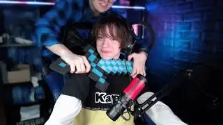 Костя пришел с алмазным мечом к Банану
