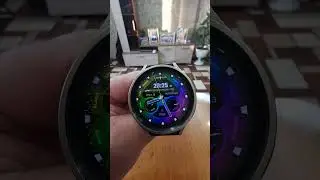 Пять крутых временно БЕСПЛАТНЫХ циферблатов для Wear OS