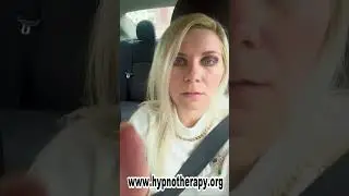 Blonde girl hypnotized you at parking lot. Hypnosis Short #hypno #hypnosis #ASMR 催眠  सम्मोहन 최면