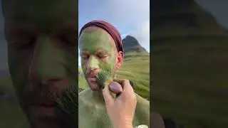 Body painting at Kirkjufell (Iceland)