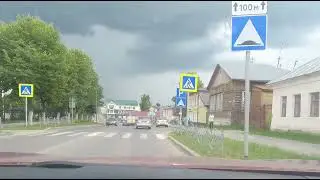 Пересекаем Лежнево под ожидание ливня и молнии