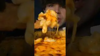 Chicken Nuggets & Mac N Cheese #asmr #mukbang #food