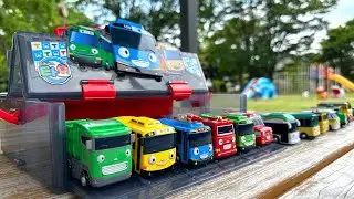 Tayo The Little Bus☆Collect and store Tayos cars in the park!