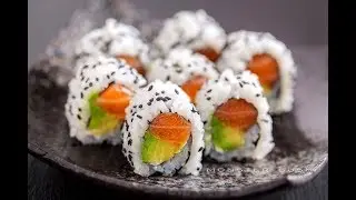 URAMAKI Sushi Roll Recipe - SALMON AND AVOCADO PHILADELPHIA