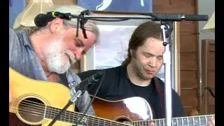 Billy Strings & Leftover Salmon jam! 