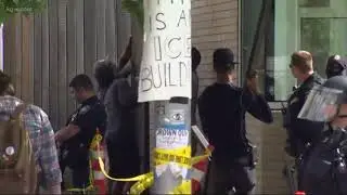 Feds putting fence around Portland ICE office