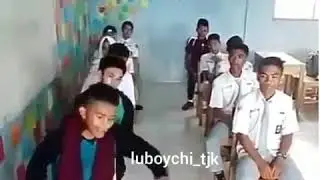 ягом кас да хамихели афтобус шиштагия