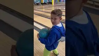 EDDY DIDI EDOARDO - STRIKE AL BOWLING