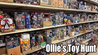 Searching for G.I.Joe Crimson Guard Figure | Ollie's Toy Hunt