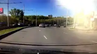 Водитель съехал с дороги на ул. Малахова