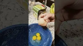 Triple Yolk Egg!