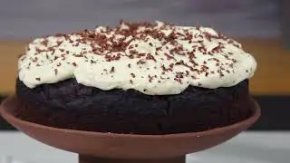 Clover Chocolate Butternut Crinkle Cake Recap