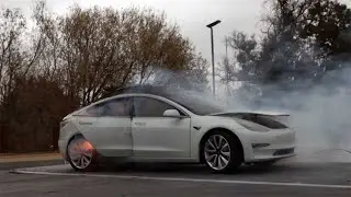 SMELLY FEET + TESLA PRANK😱 