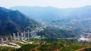 XCMG Tower Crane Product Group help build the Yachang Extra Large Bridge#xcmgtowercrane #xcmg
