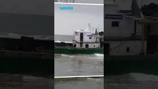 Bên trong con tàu bí ẩn trôi dạt vào bờ biển Quảng Trị 