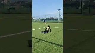 Обучение игры кулаками🤛🏻 #shorts #football #goalkeeper