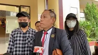 Rozi zay Hakiki yang di duga selingkuh dengan mertua datang ke Polda Banten