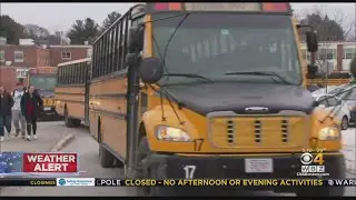 Schools Dismiss Students Before Messy Afternoon Commute