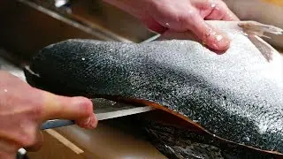 Японская еда - рыба навыки резки лосось, макрель, кальмар суши Киото морепродукты Япония