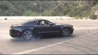 V6 Mustang Burnout in Mexico