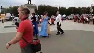 Танцующие пенсионеры