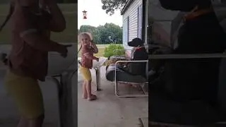 Her dog denied the whole story 😂