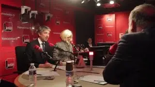 Emmanuel et Brigitte Macron : Coucou Pierre Gattaz - Le billet de Charline Vanhoenacker