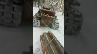 Гусеничный вездеход.