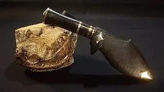 Ножны из дерева для ножа кукри.  Wooden sheath for kukri knife.